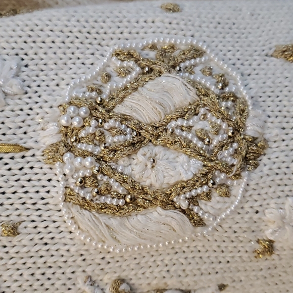 Vintage Jacqueline Ferrar Holiday Sweater - Picture 7 of 13